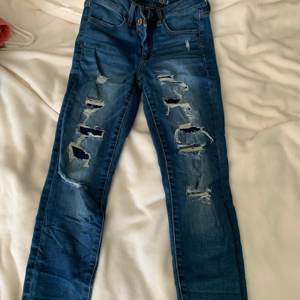 american eagle ripped jeans